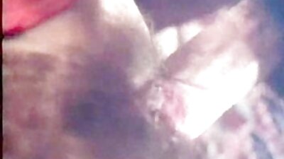 Więcej red tube sex filmy zdjęć GILF w kuchni w moim nowym fartuchu